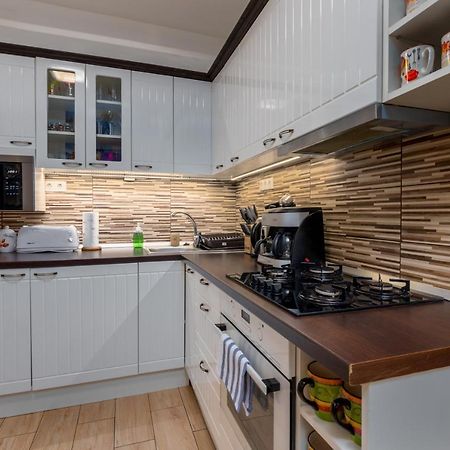 Fireworks Rakoczi - Free Parking - 3 Bedrooms - 2 Bathrooms 부다페스트 외부 사진