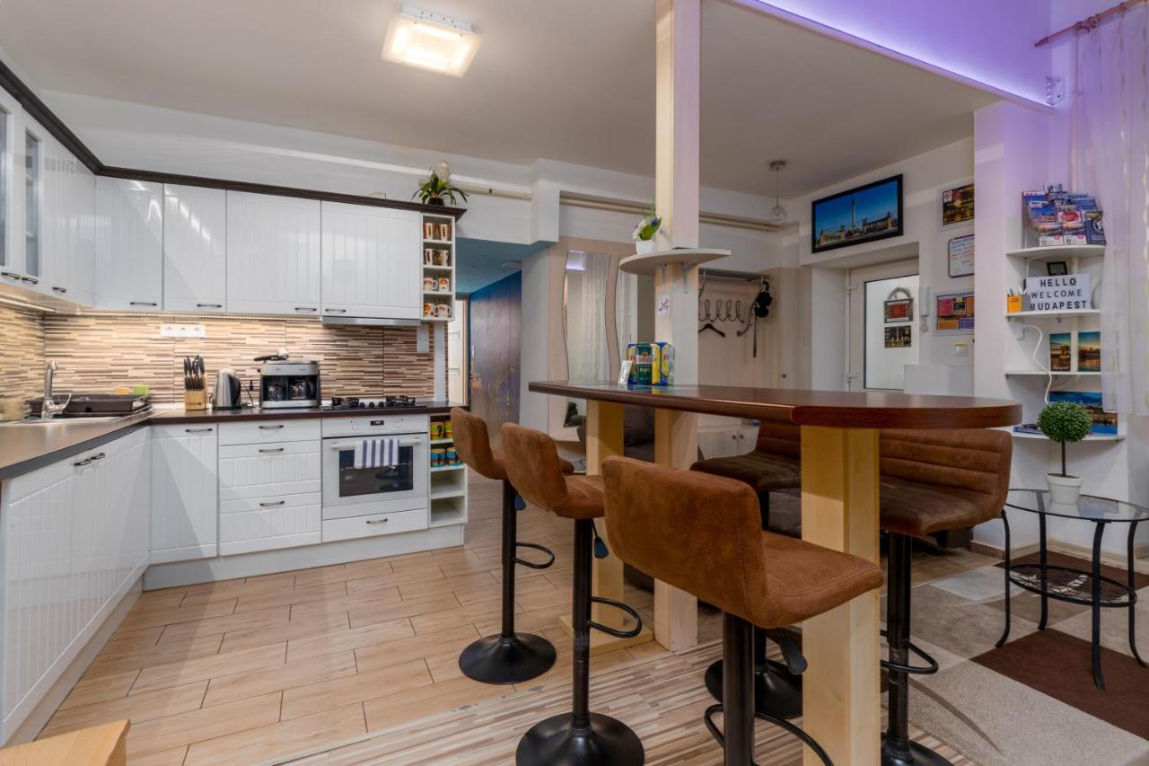Fireworks Rakoczi - Free Parking - 3 Bedrooms - 2 Bathrooms 부다페스트 외부 사진
