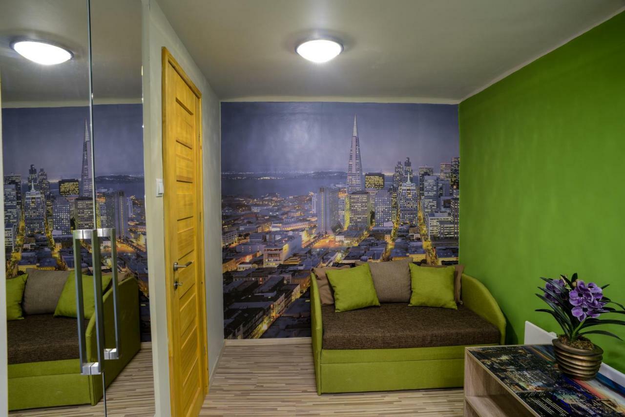 Fireworks Rakoczi - Free Parking - 3 Bedrooms - 2 Bathrooms 부다페스트 외부 사진
